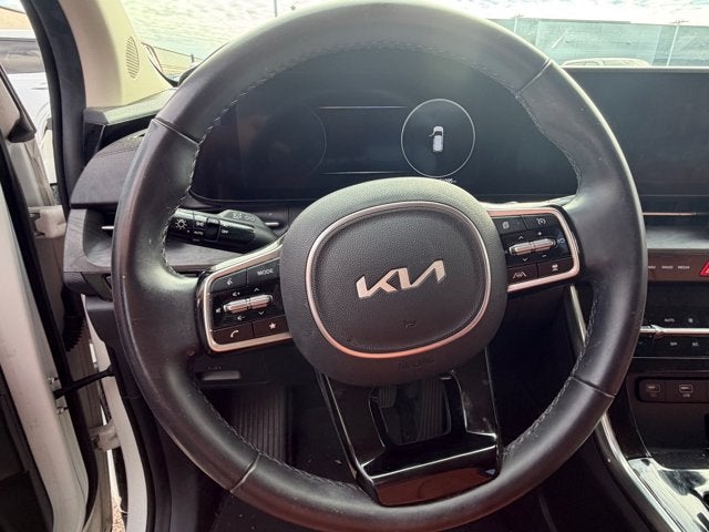 2023 Kia Carnival SX