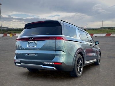 2022 Kia Carnival SX