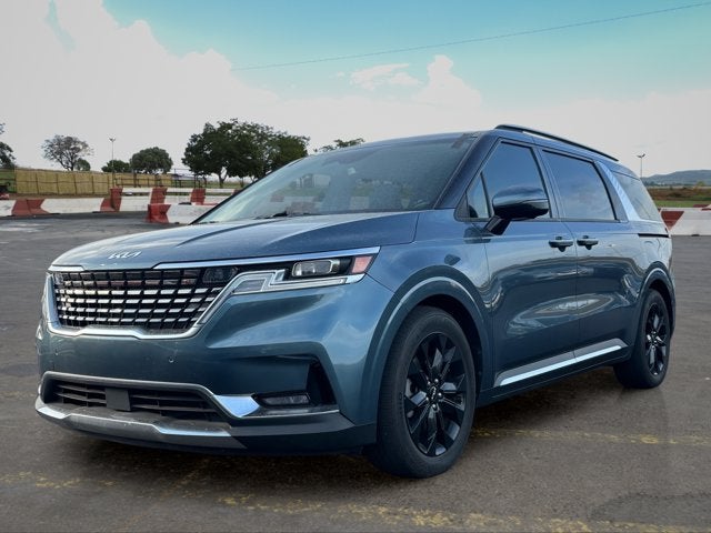 2022 Kia Carnival SX