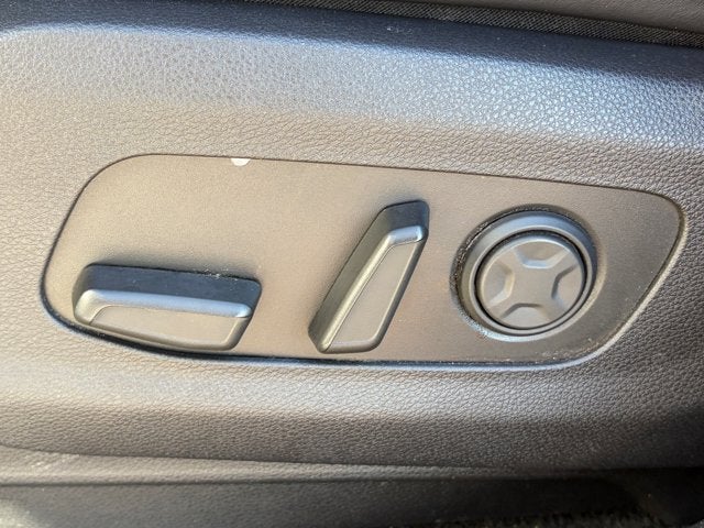 2023 Kia Carnival SX
