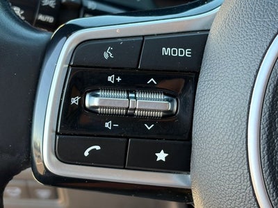 2023 Kia Carnival SX