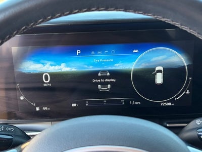 2023 Kia Carnival SX