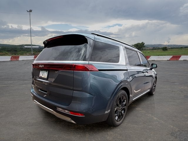 2024 Kia Carnival SX