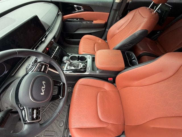 2024 Kia Carnival SX