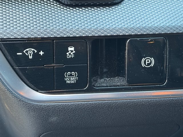 2025 Kia Sportage Hybrid LX