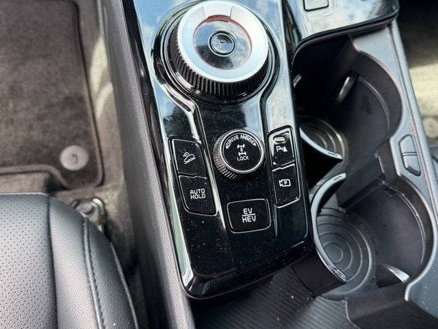 2025 Kia Sportage Plug-In Hybrid X-Line Prestige