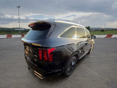 2022 Kia Sorento Hybrid S