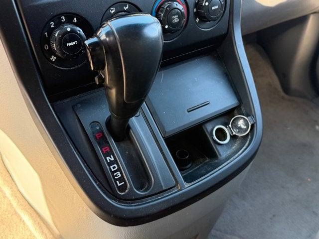 2004 Kia Sedona Base