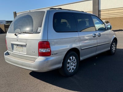 2004 Kia Sedona Base