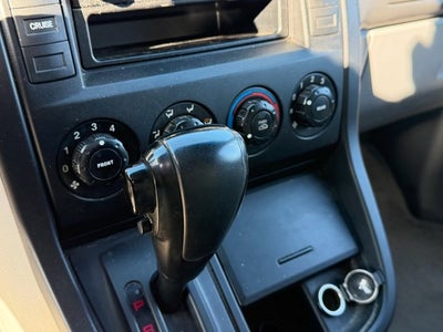 2004 Kia Sedona Base