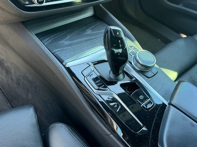 2021 BMW 5 Series M550i xDrive