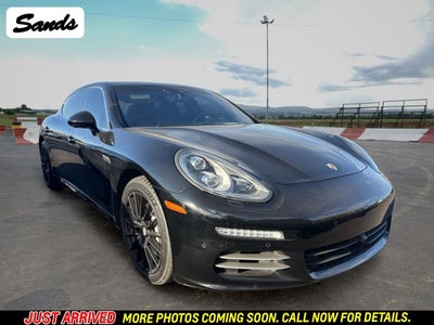 2014 Porsche Panamera 4S Executive
