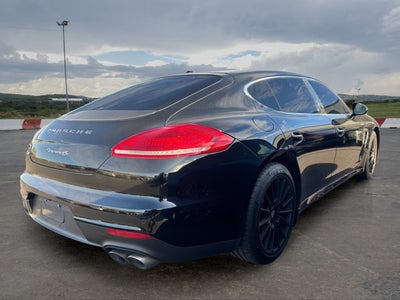2014 Porsche Panamera 4S Executive