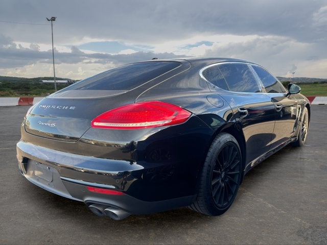 2014 Porsche Panamera 4S Executive