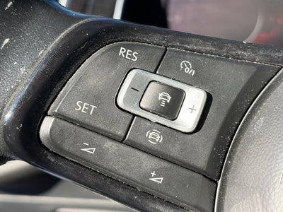 2019 Volkswagen Golf R 2.0T Manual w/DCC/Nav