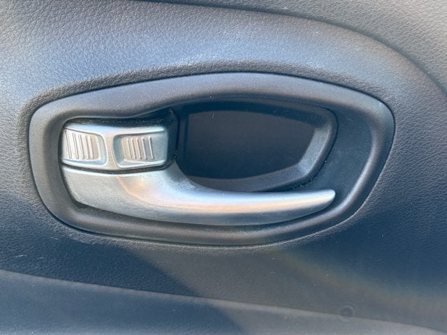 2017 Jeep Renegade Deserthawk