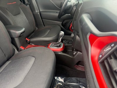 2022 Jeep Renegade Trailhawk